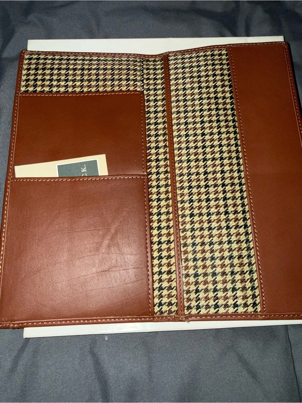 CUTTER & BUCK suitable for holding passports, cards, or checkbooks